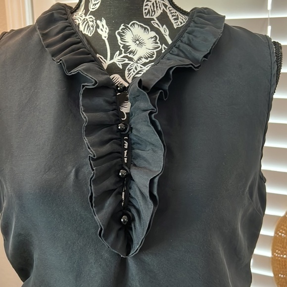 Kate Spade New York ruffle front sleeveless blouse - Picture 3 of 12